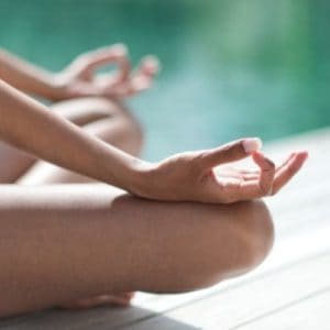 méditer pour aider à soulager stress et psoriasis
